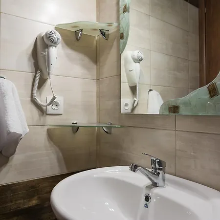 Aparthotel Glafki Luxury *
