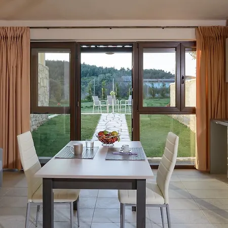 Aparthotel Glafki Luxury
