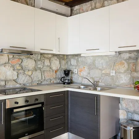 Glafki Luxury Toroni