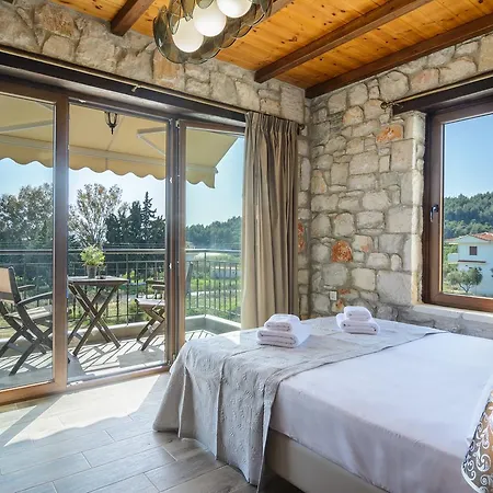 Aparthotel Glafki Luxury