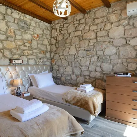 Aparthotel Glafki Luxury *